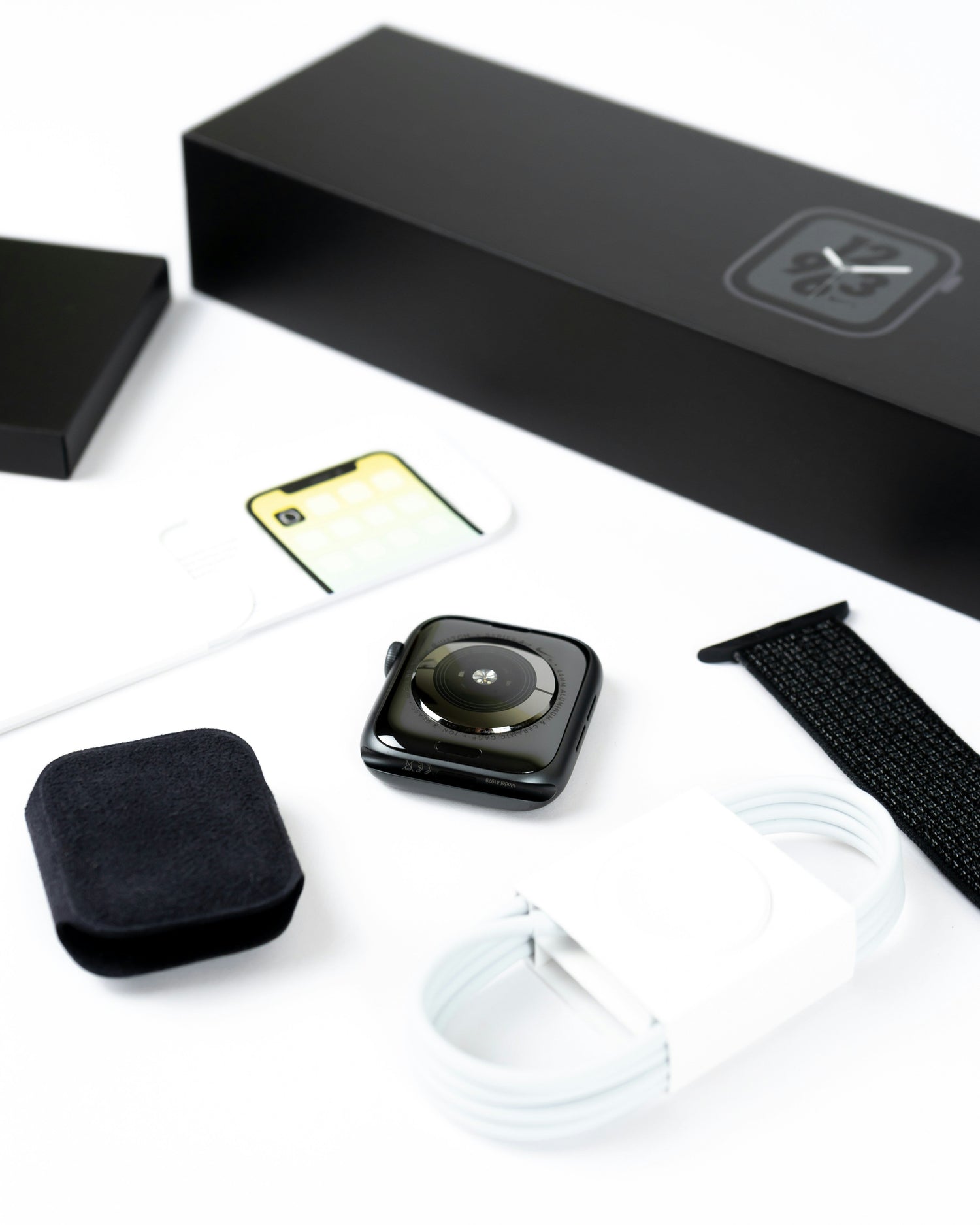 Electronics & Accessories